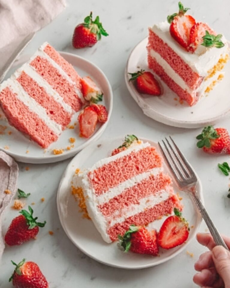 Strawberry Crunch Cake Recipe