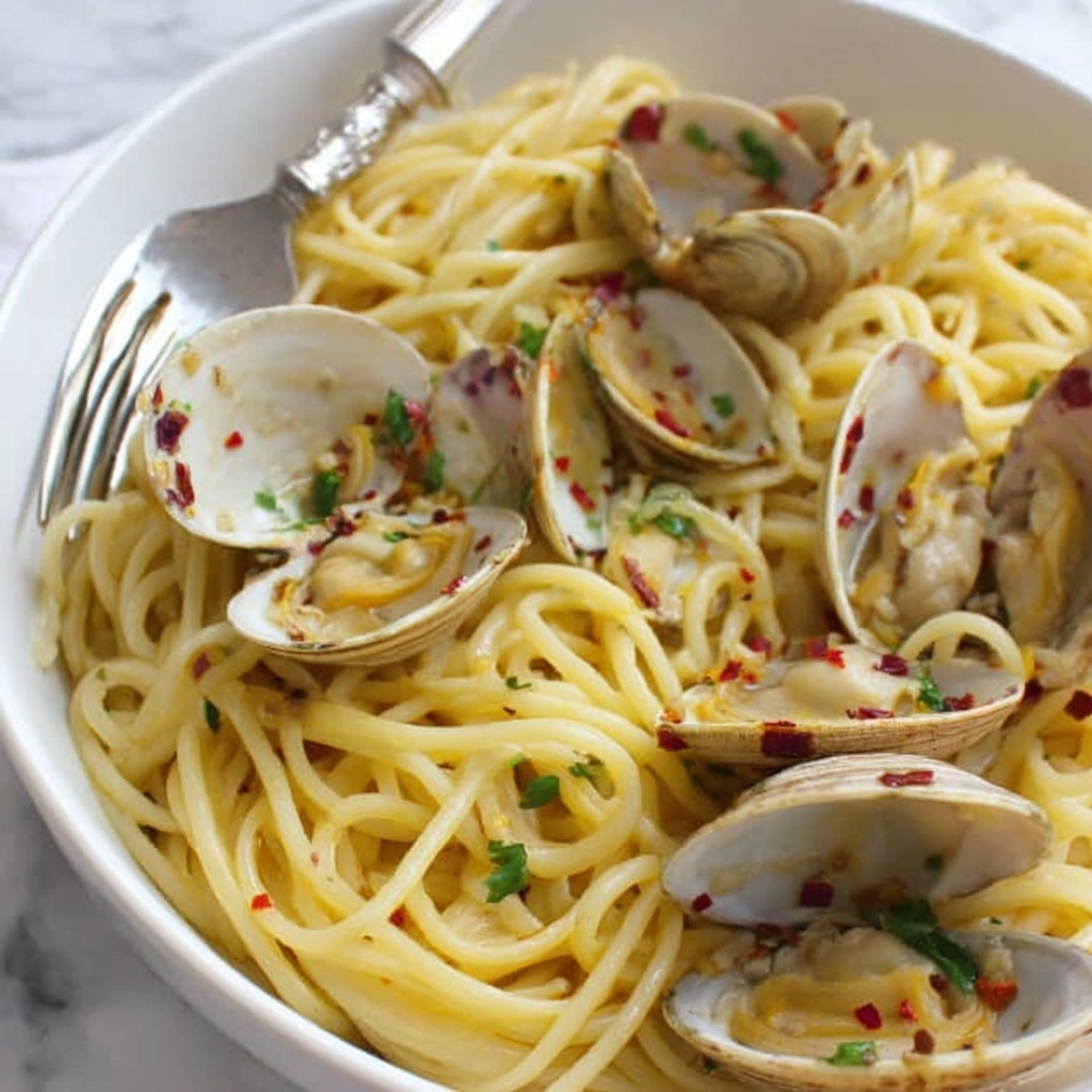 Linguine with Clams in White Wine Sauce Recipe - Recipe Image